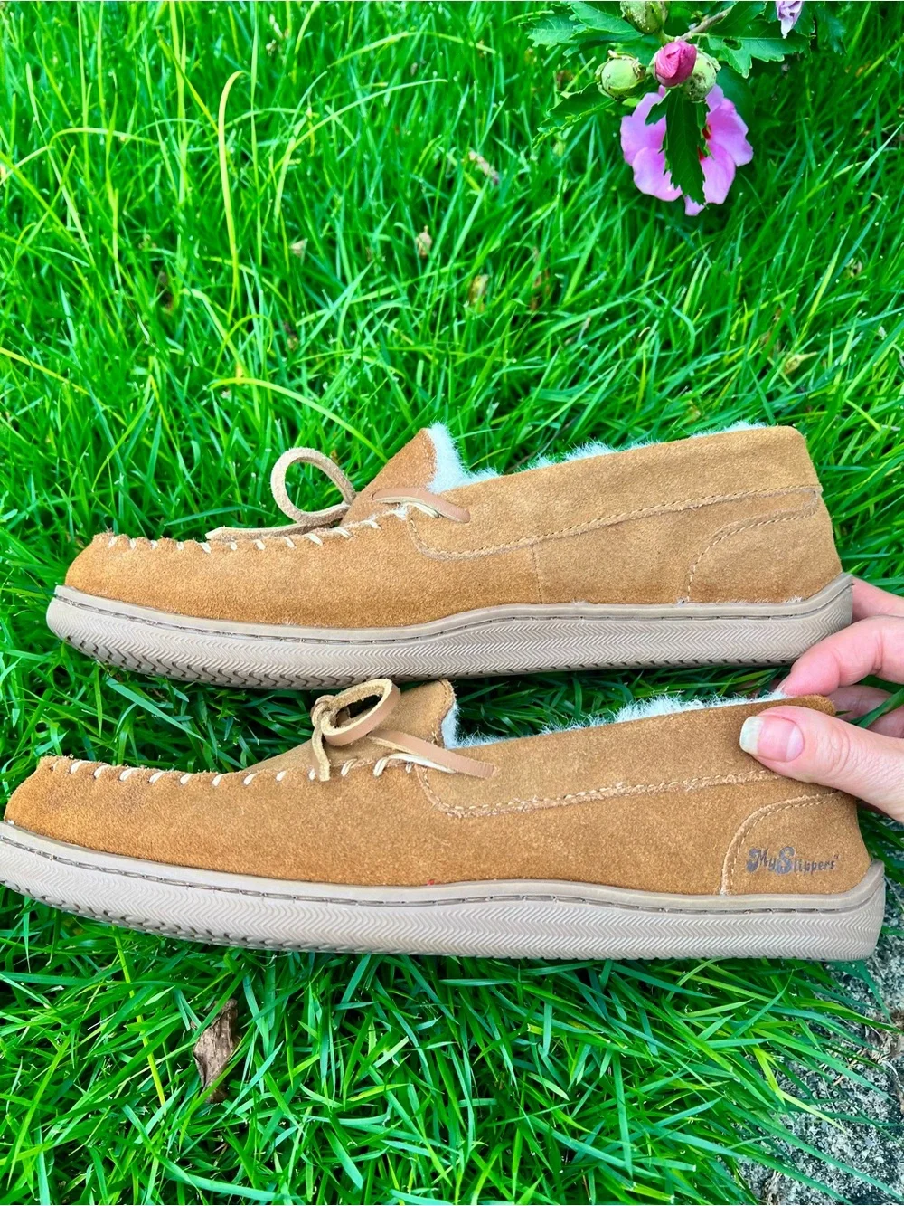NWOB Men’s 9 My Slippers Luxury Leather Suede Coastal Fur Brown Boat Shoes Prep